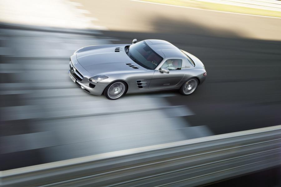  Mercedes-Benz SLS AMG 2010 года  (фото 20 из 526)